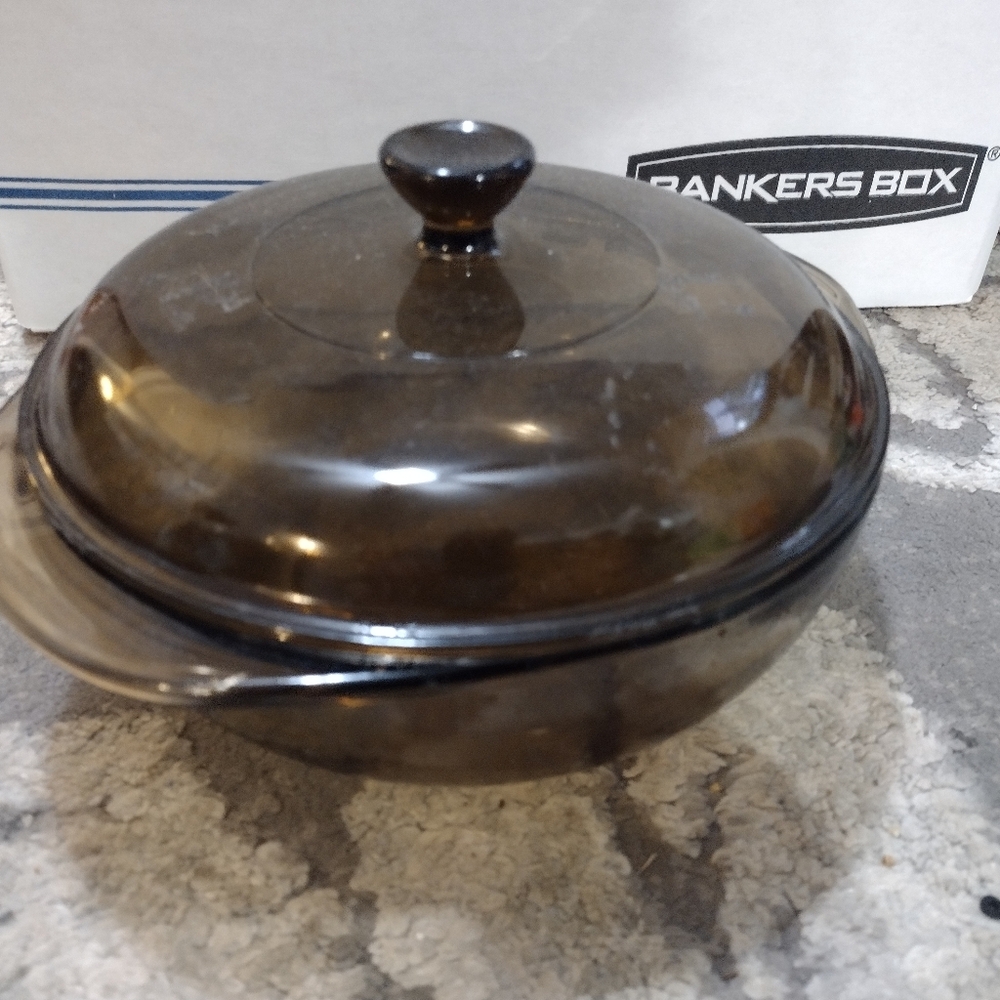 Vintage amber Pyrex dish